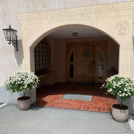 Chesa La Furia Apartment Pontresina Exterior photo